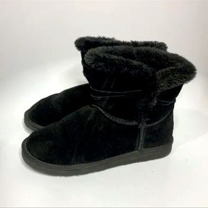 LAMO Women Thalia Suede Water Resistant Ankle Boots | Size 6 | Black |